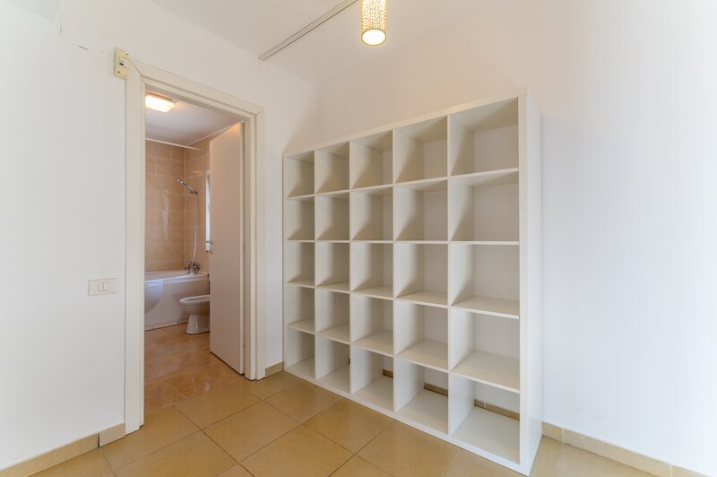 Titulescu, Ion Neculce, penthouse de inchiriat 5 camere+ terasa 45 mp!